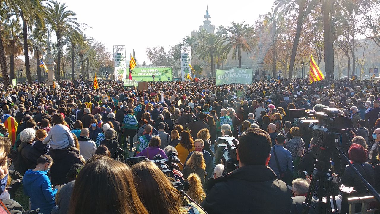 20211218 mani som escola